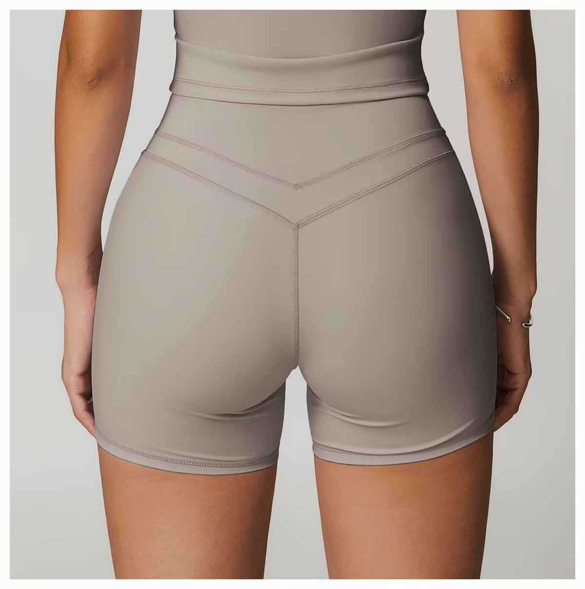 Shorts Minimal Form