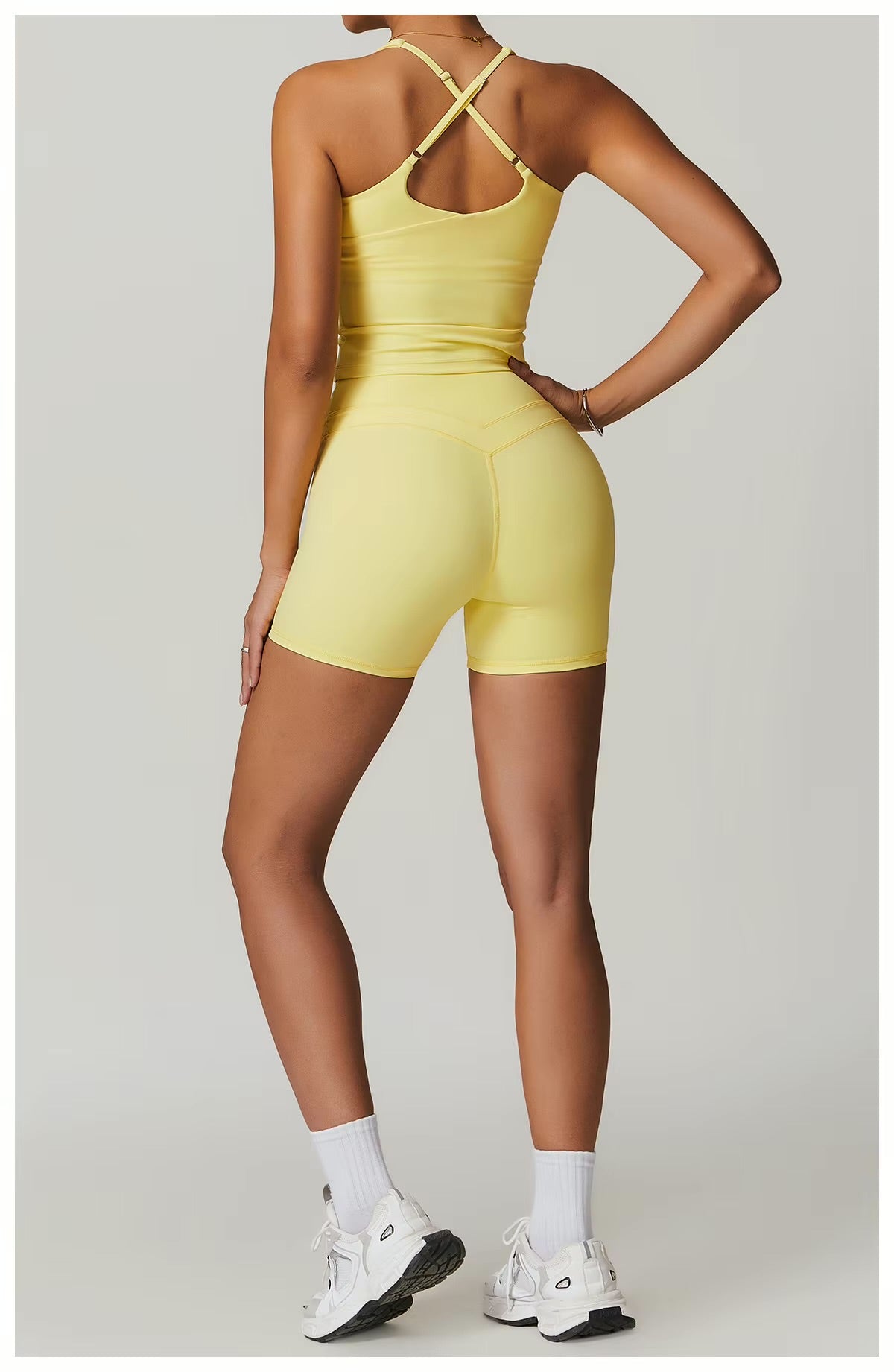 Shorts Minimal Form