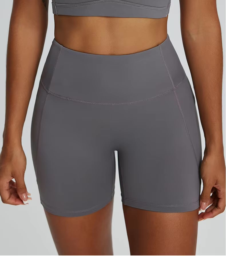Shorts Contorno