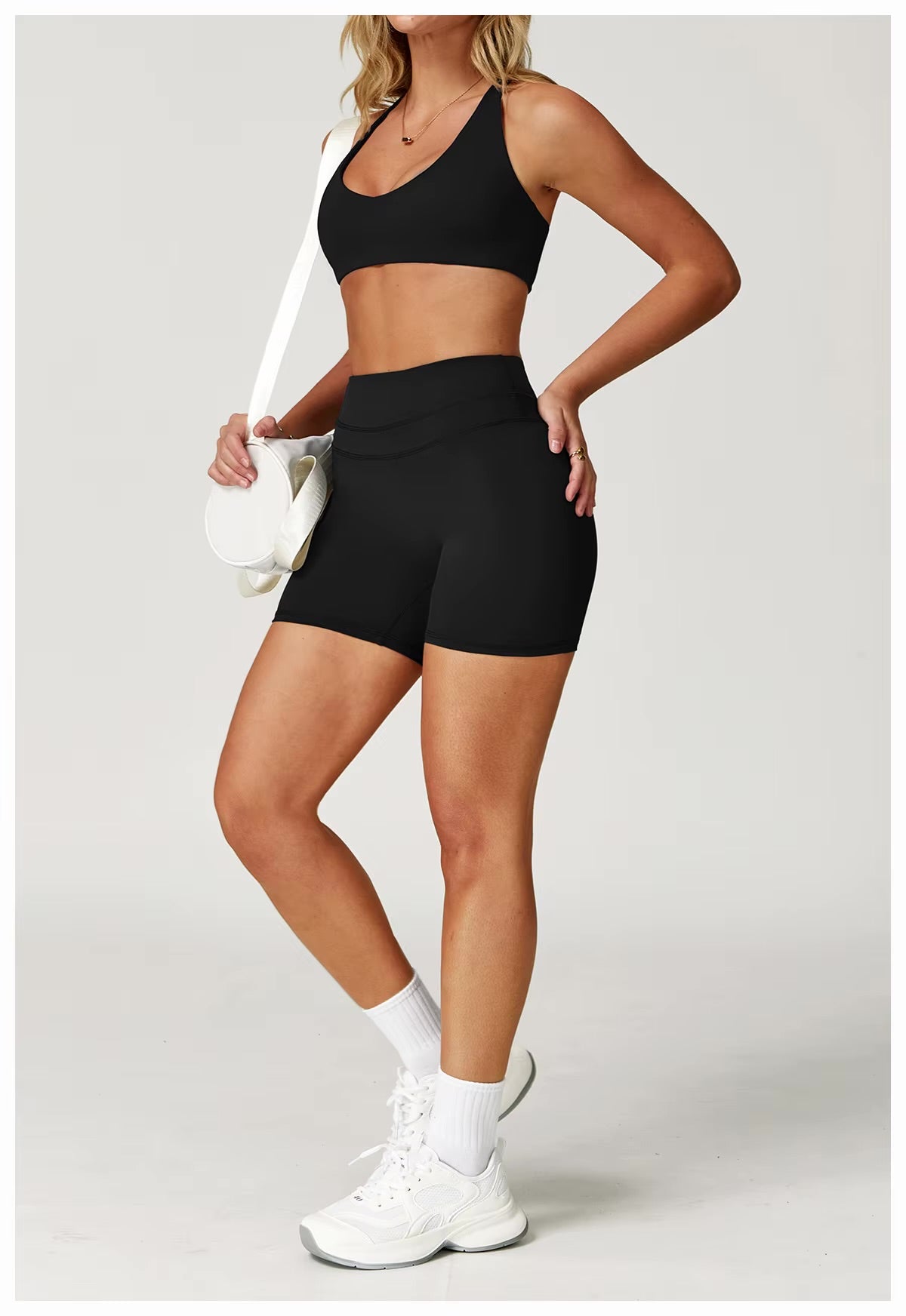 Shorts Minimal Form