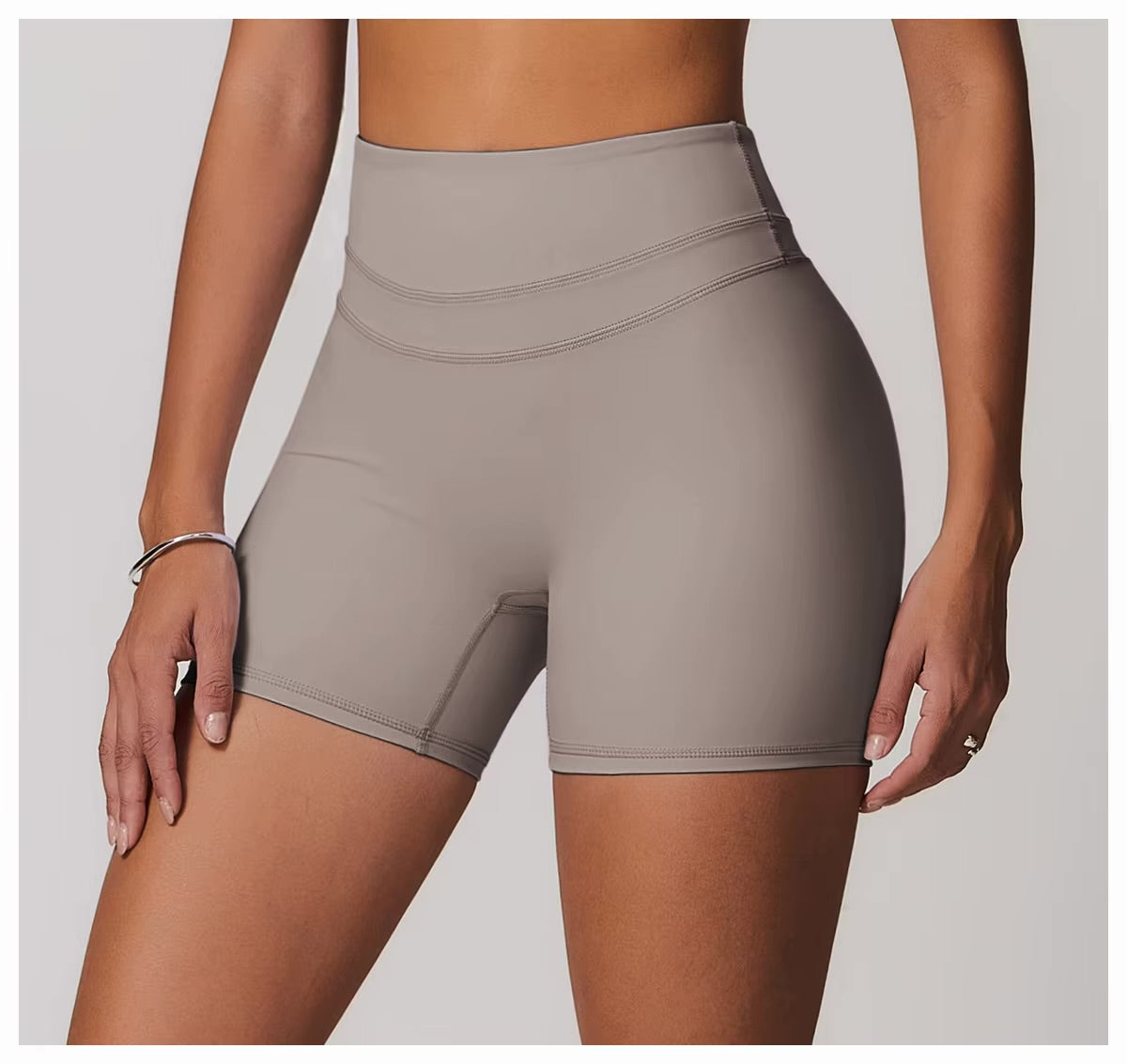 Shorts Minimal Form