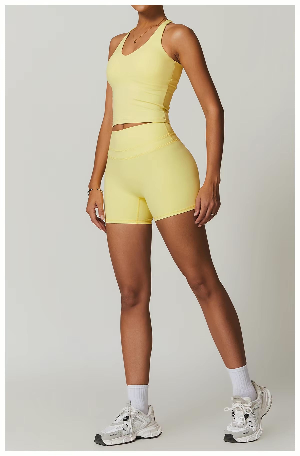 Shorts Minimal Form