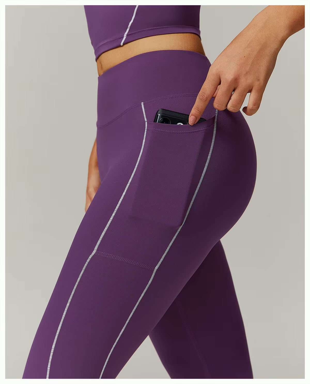 Legging Detail Pocket