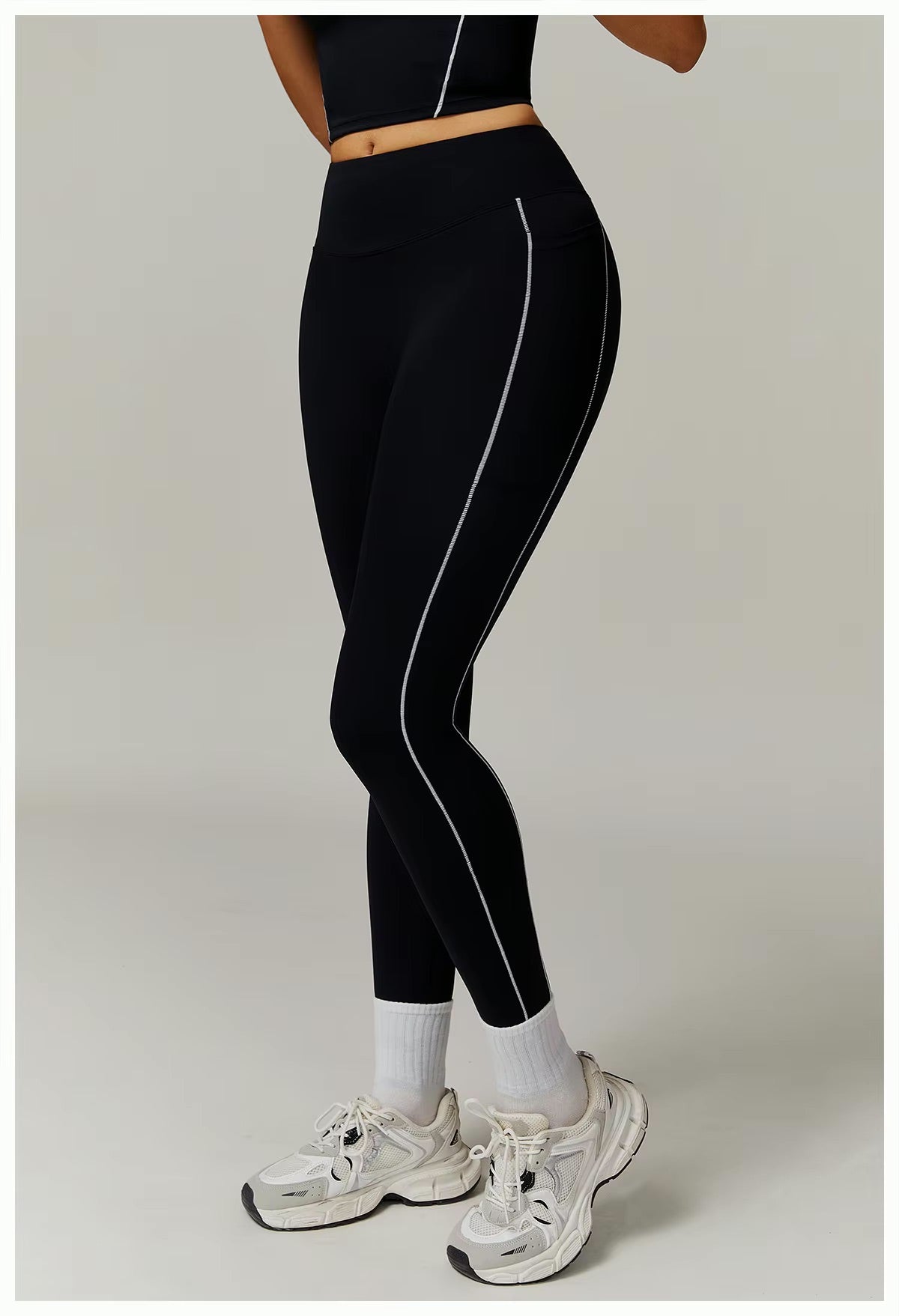 Legging Detail Pocket