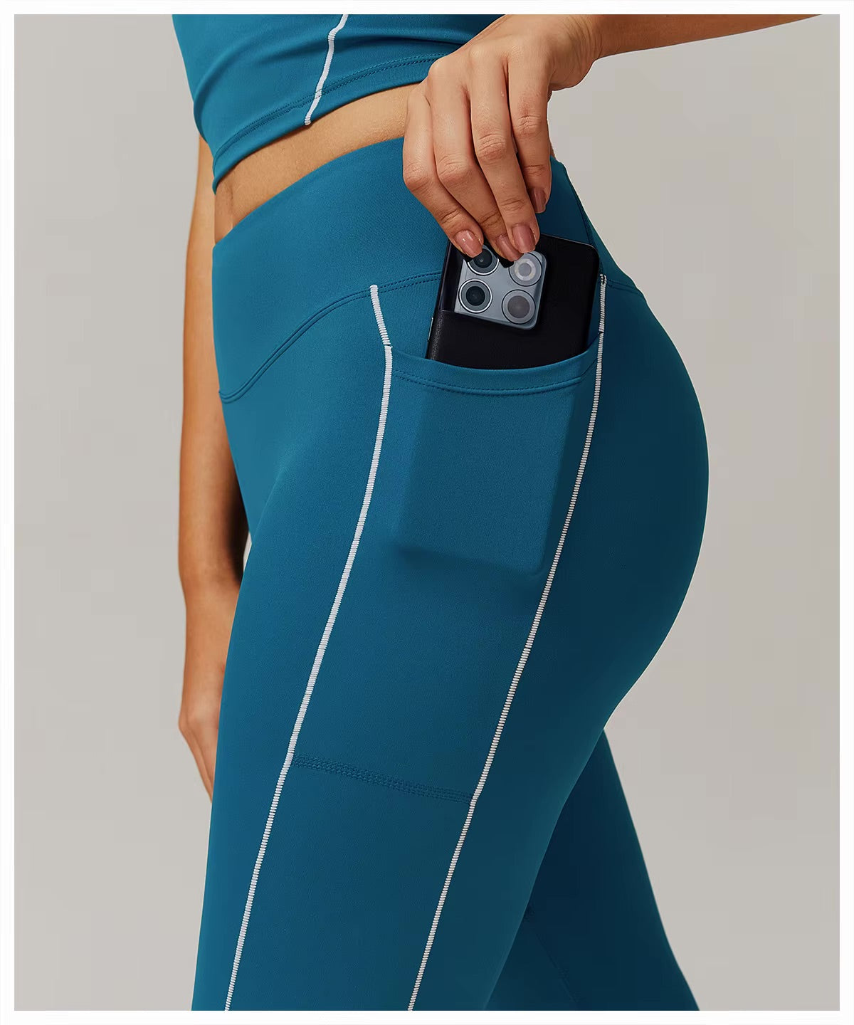Legging Detail Pocket