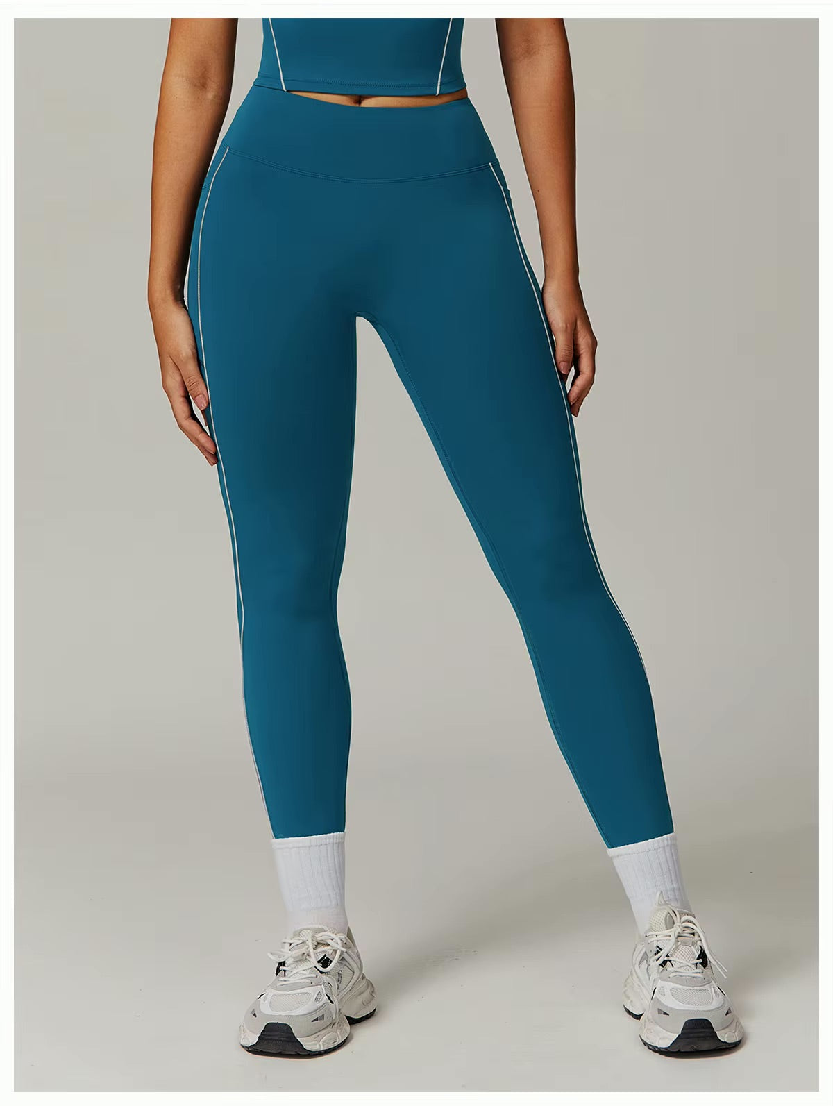 Legging Detail Pocket