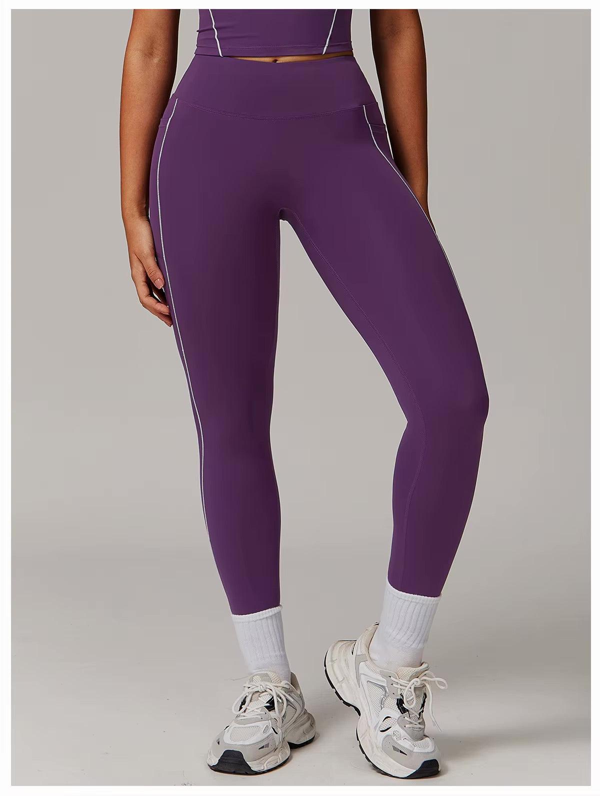 Legging Detail Pocket