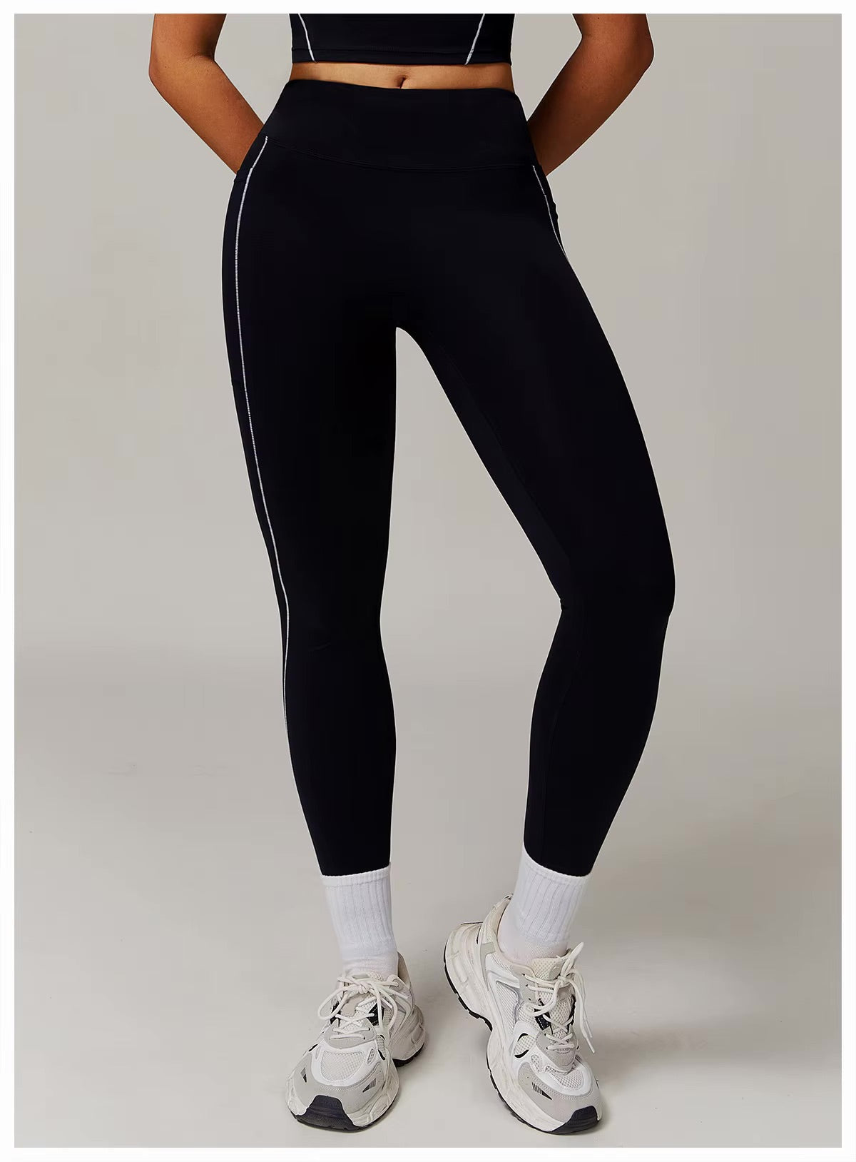 Legging Detail Pocket