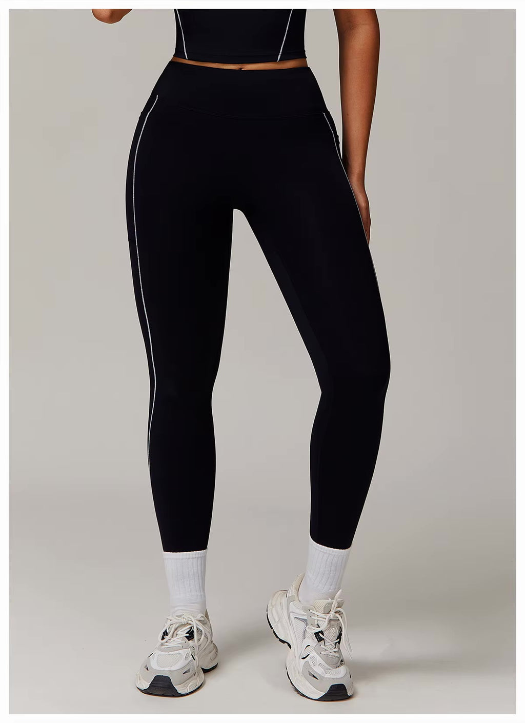 Legging Detail Pocket