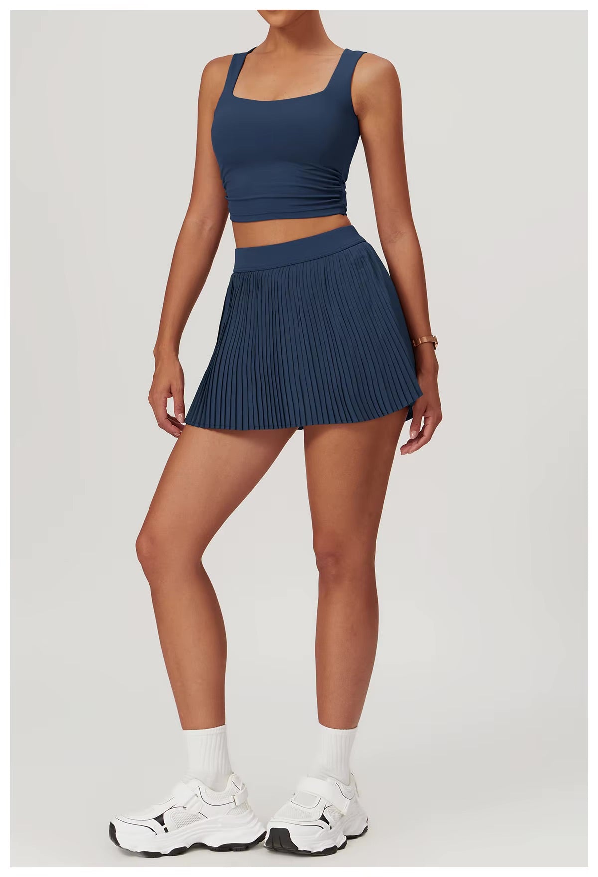 Skirt Wave Structure